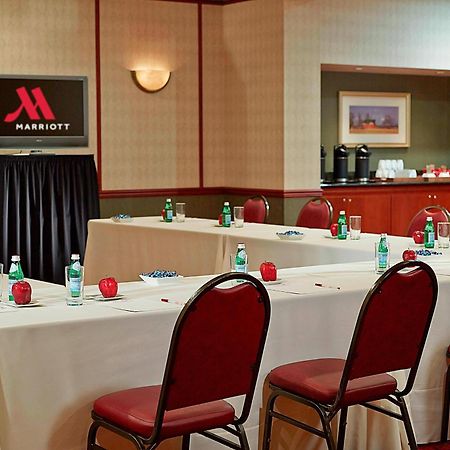 Hotel Marriott Hartford/Windsor Airport Esterno foto